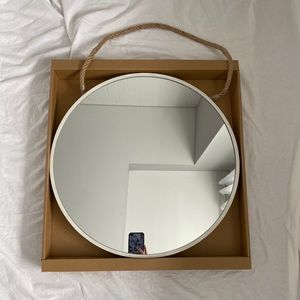 Hanging mirror